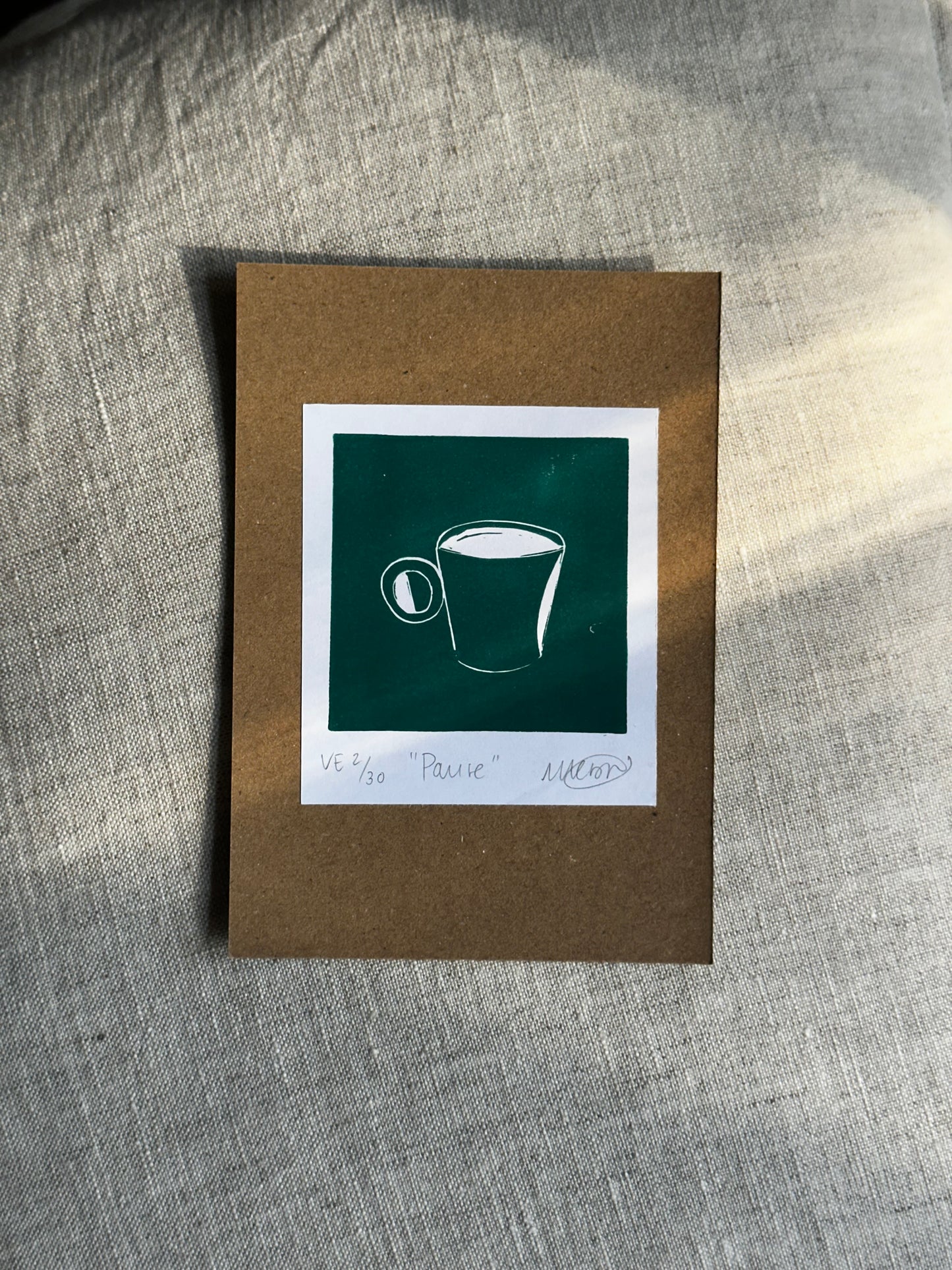 Pause – Art Deco Mug Lino Print