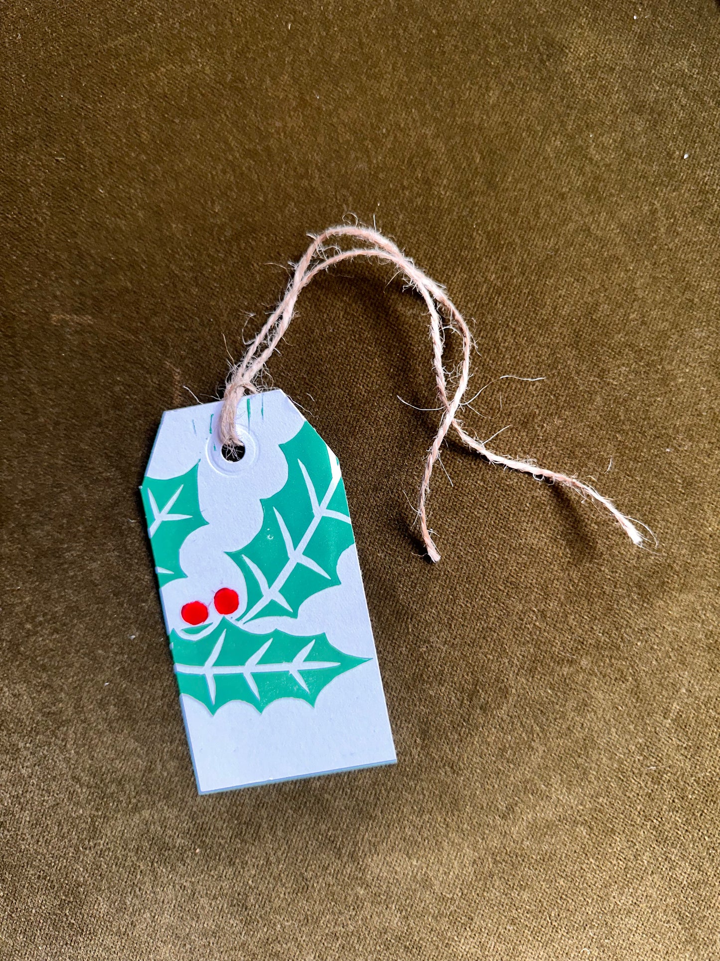 Holly Lino Printed Gift Tag