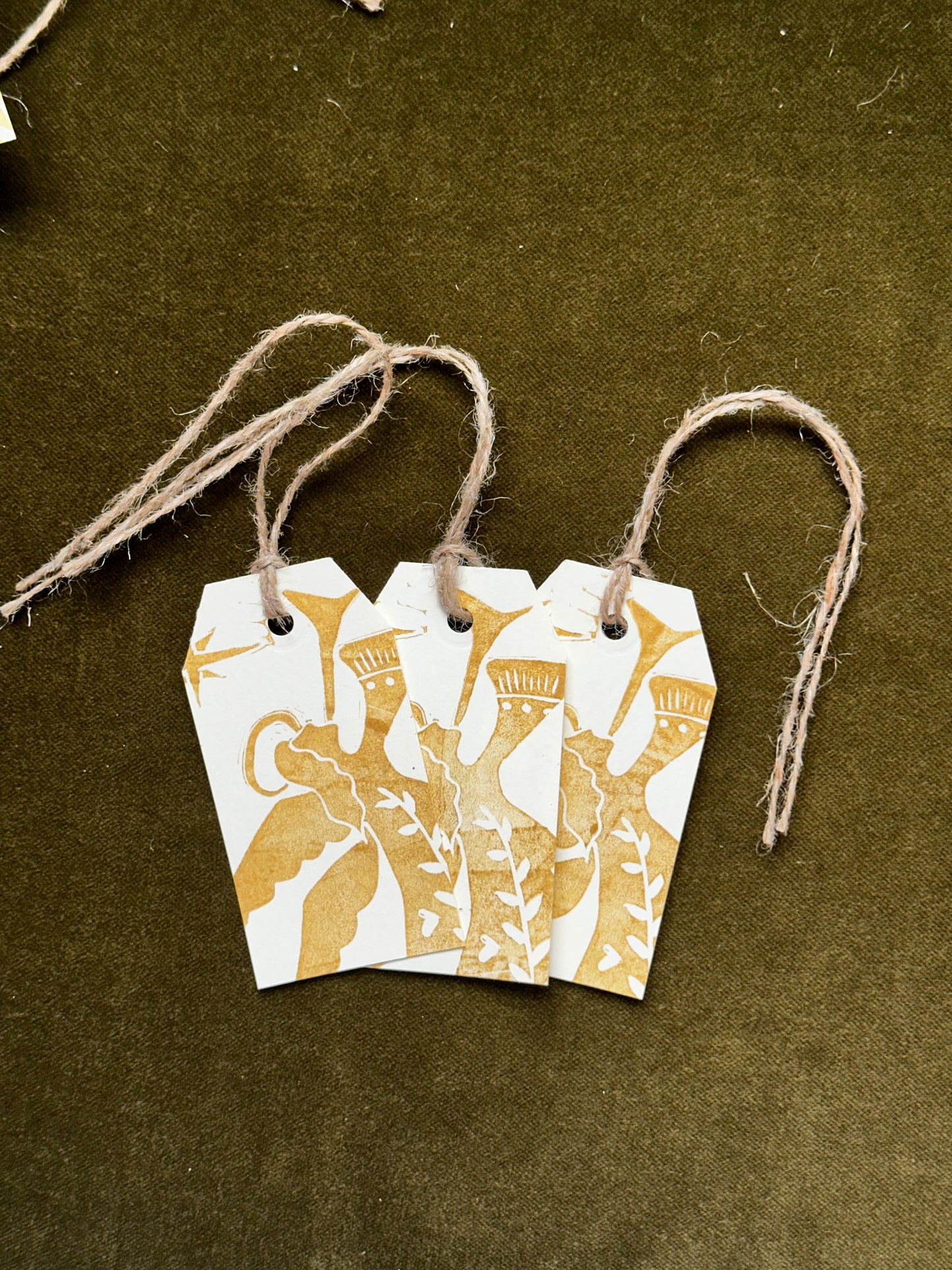 Gold Angel Lino Printed Gift Tag