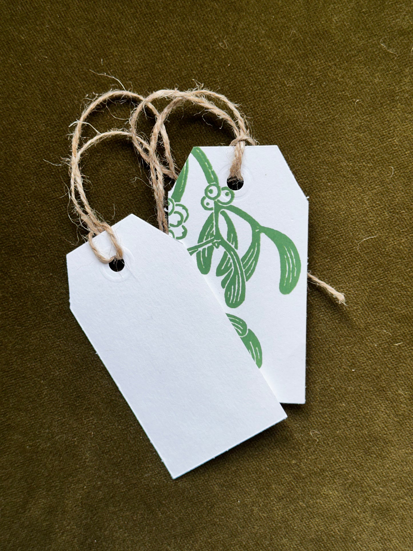 Mistletoe Lino Printed Gift Tag