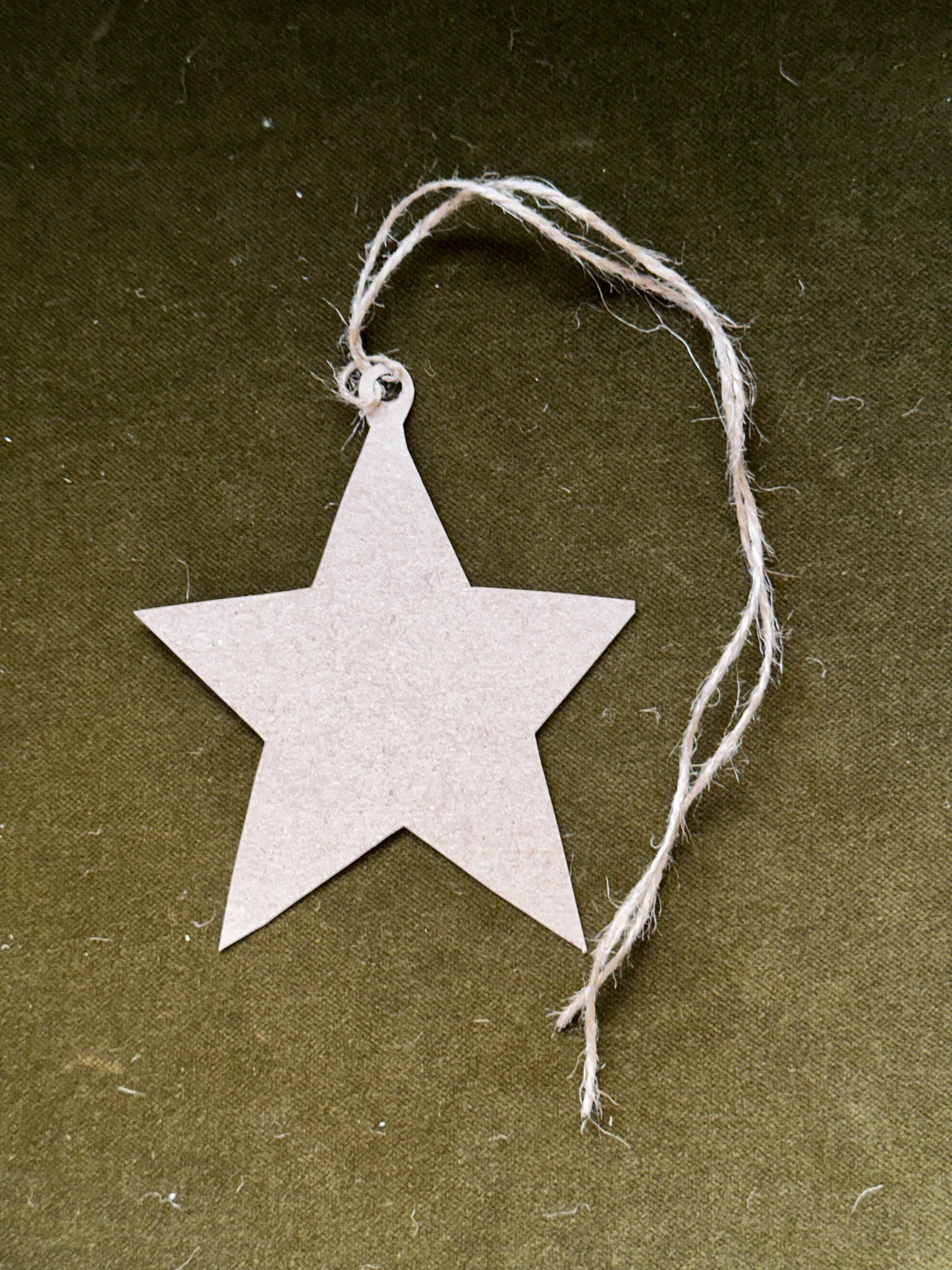 Red Star Lino Printed Gift Tag