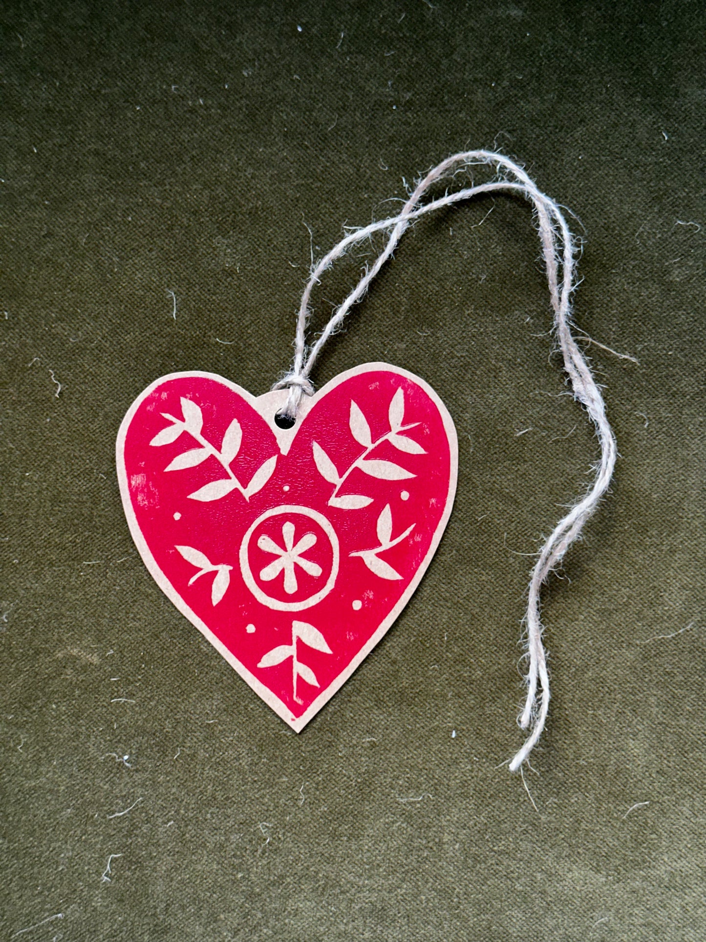 Red Heart Lino Printed Gift Tag